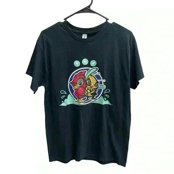 Cardinal and Hornet character Tee black short sleeve Sz Medium - Picture 1 of 5